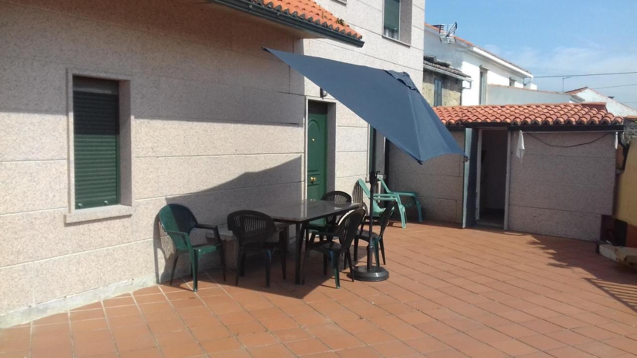 פוברה דו קאראמינל Apartamentos Outeiro מראה חיצוני תמונה