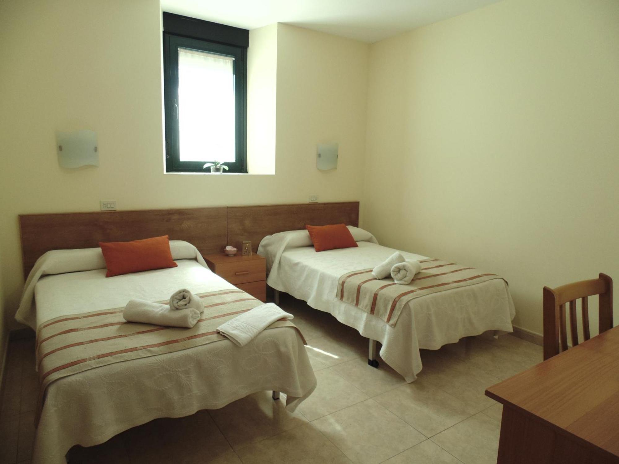 פוברה דו קאראמינל Apartamentos Outeiro מראה חיצוני תמונה