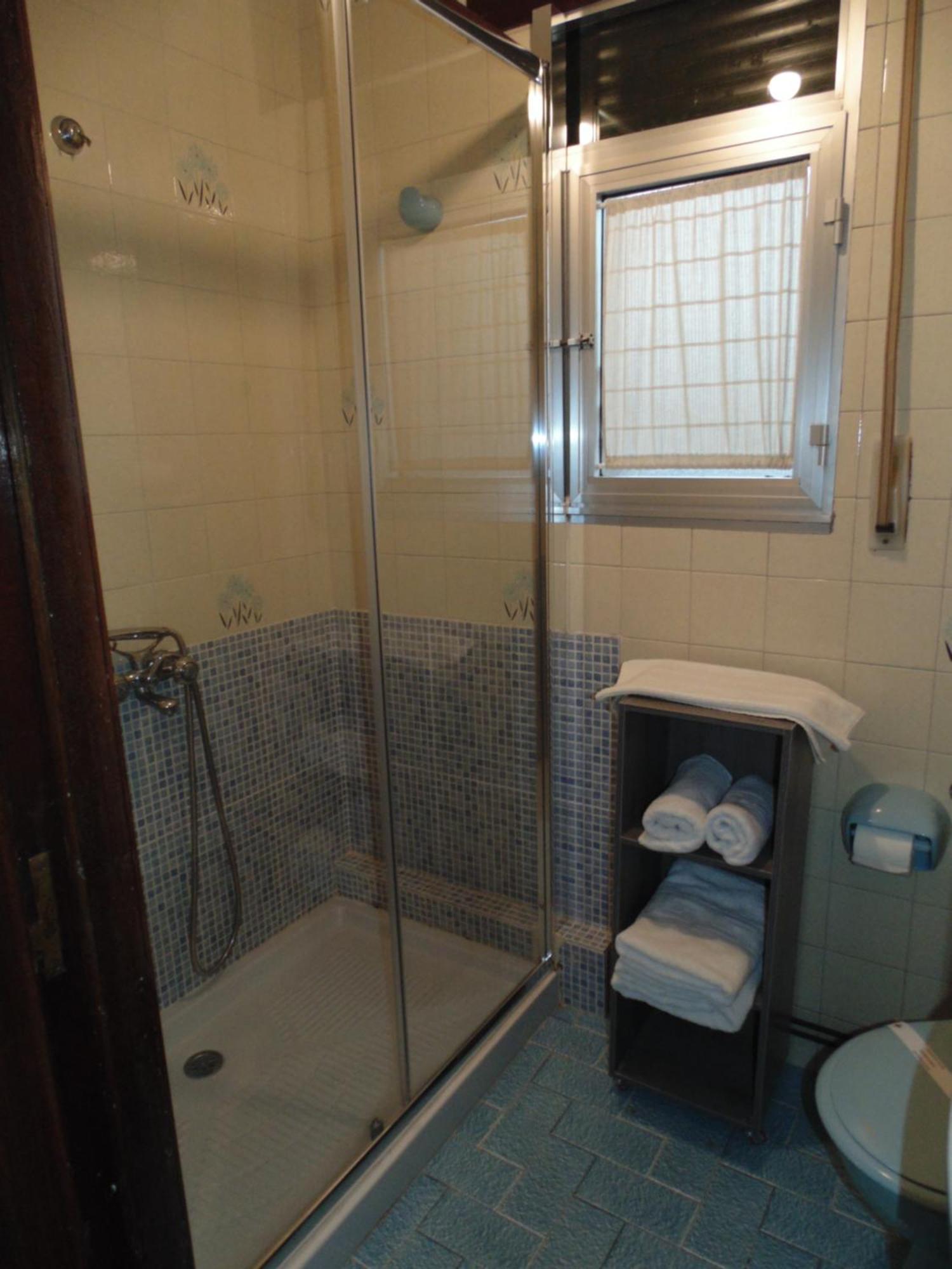 פוברה דו קאראמינל Apartamentos Outeiro מראה חיצוני תמונה